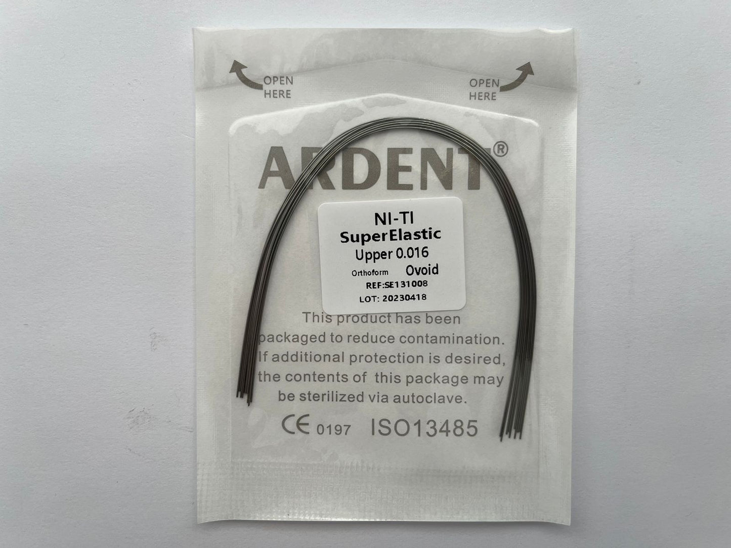 Paquete arcos niti con 10 arcos Ardent .016 superior