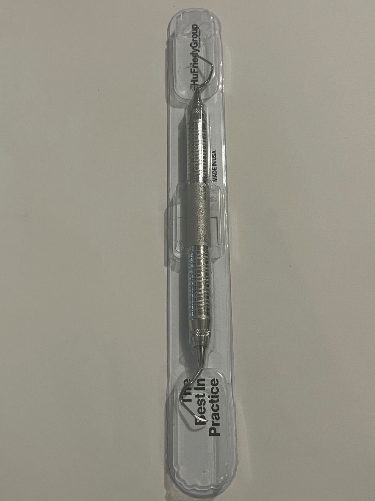 Cureta Gracey hu-friedy SG17/18 para realizar raspado profundo , alisado radicular y desbridamiento periodontal.