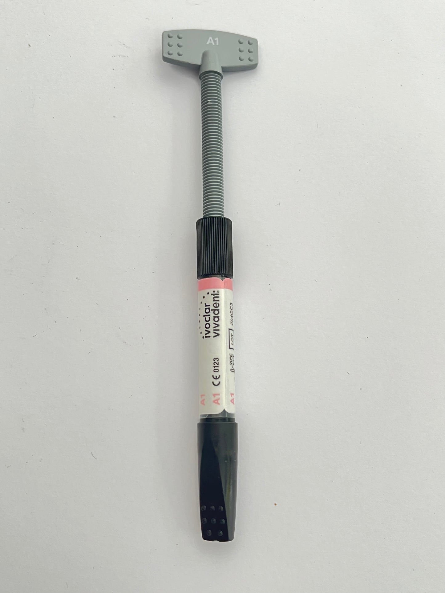 Resina te-econom plus jeringa suelta color A1