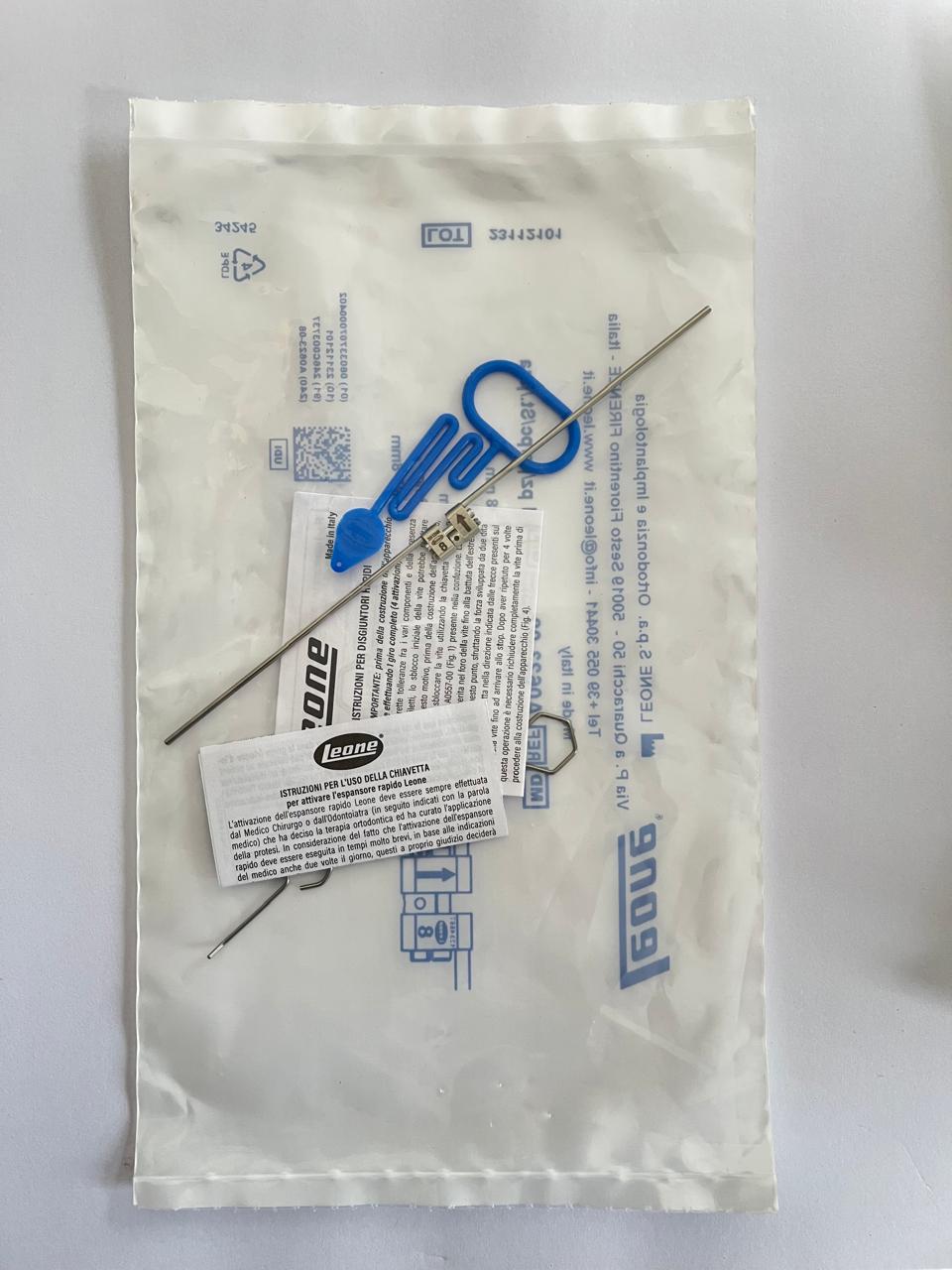 Tornillo hyrax inferior Leone 8mm