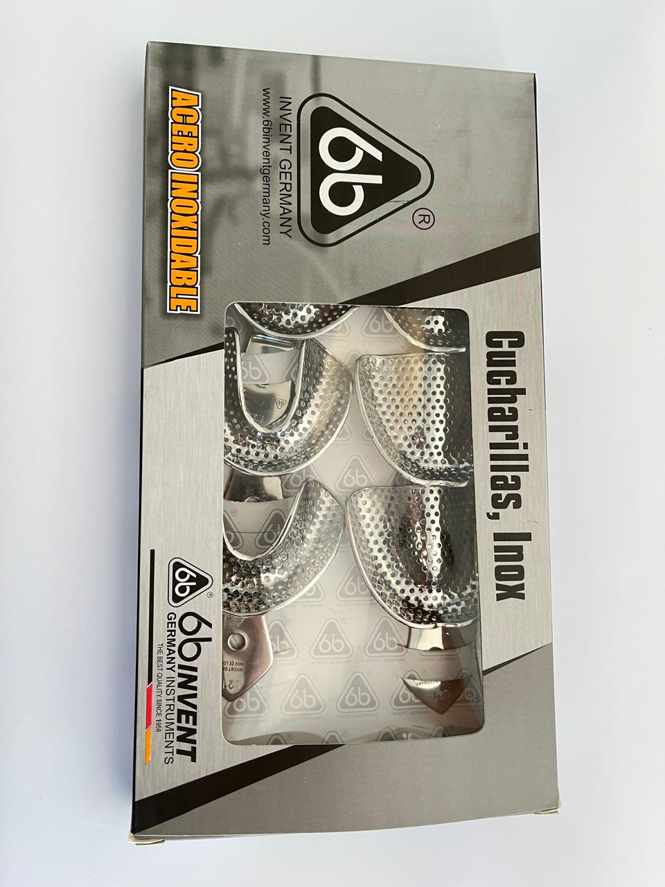 Juego de cucharillas perforadas DESDENTADO con 8 piezas 6B 299