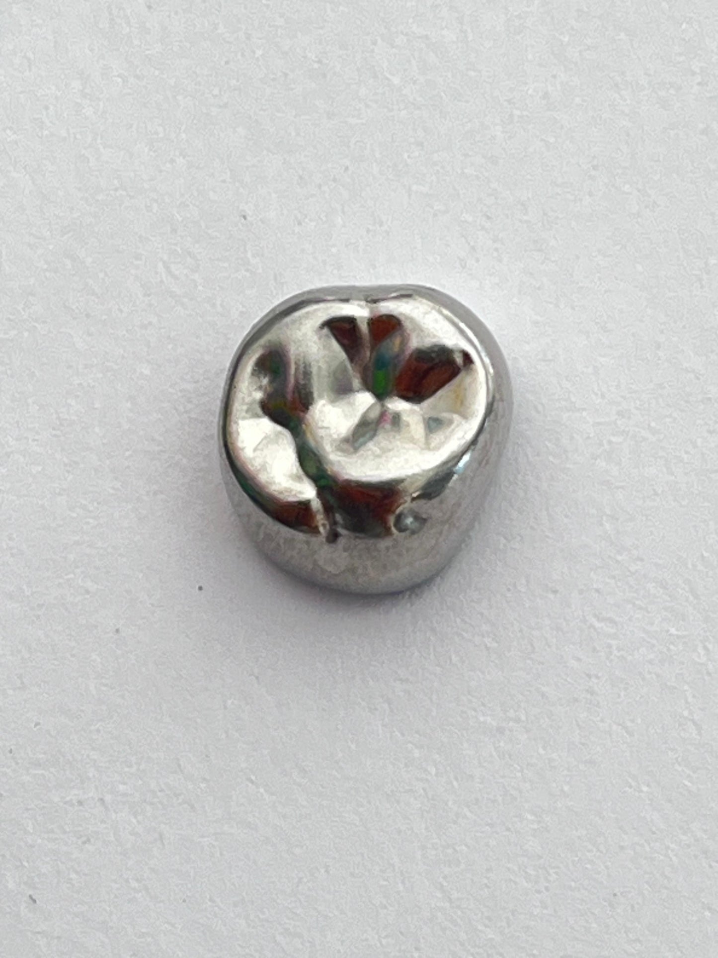 Corona posterior 3M acero cromo EUR4 superior derecha segundo molar temporal