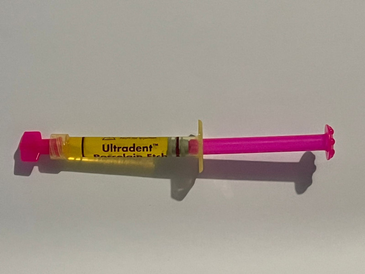Acido fluorhídrico porcelain etch 1.2ml no incluye puntas