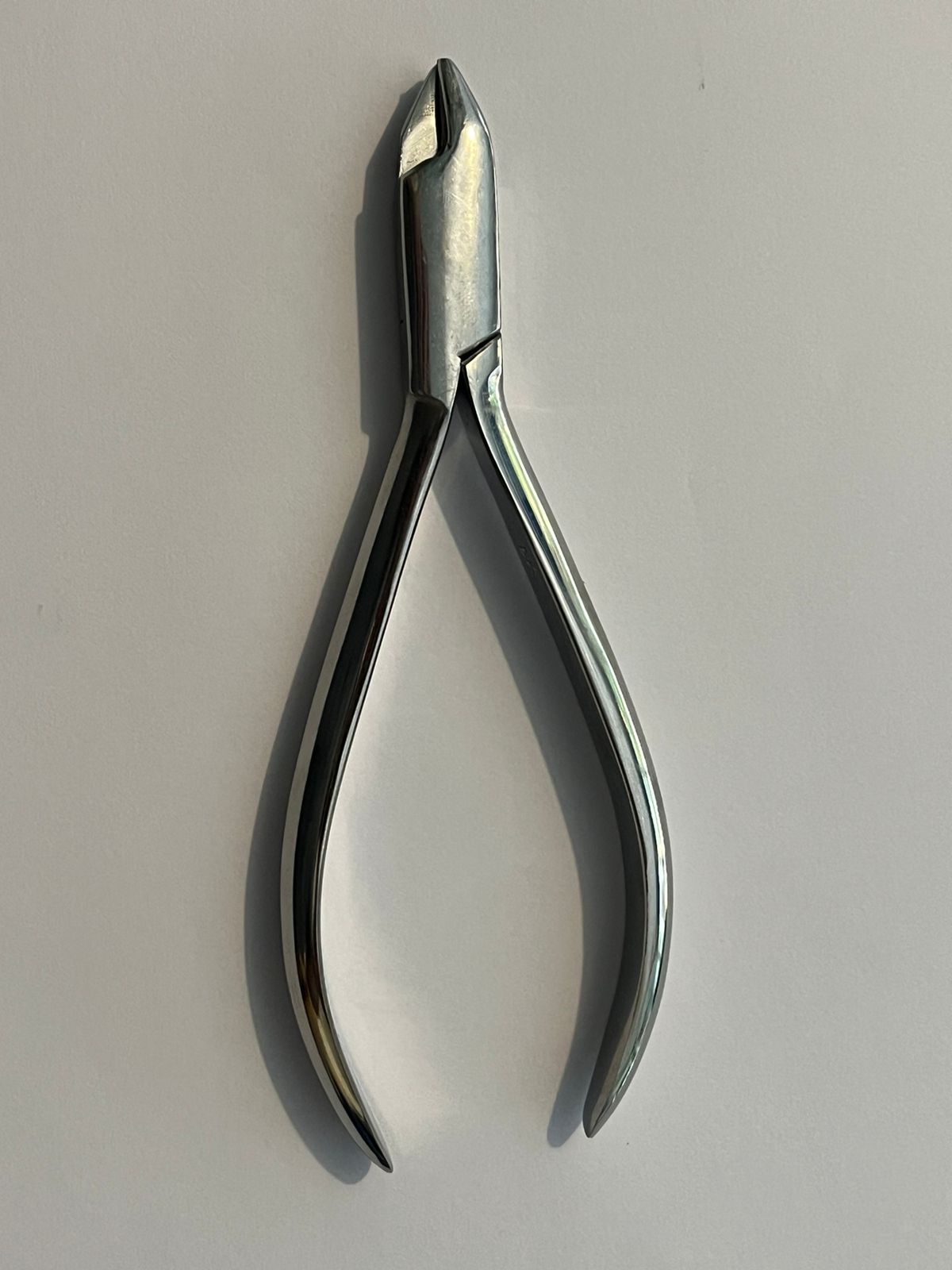 Pinza de tres picos corta marca arain