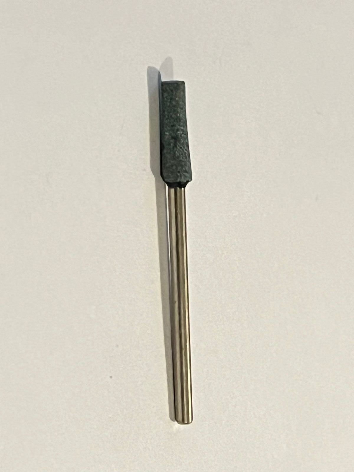 Piedra verde montada modelo G44