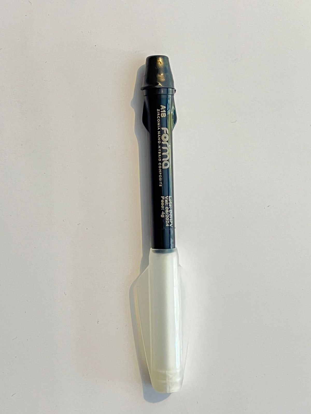 Jeringa resina forma 4g color A1E