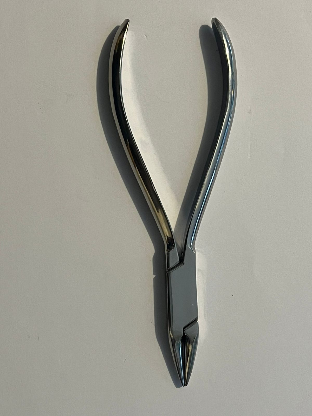 Pinza dos picos puntas redondeadas puntas largas marca arain