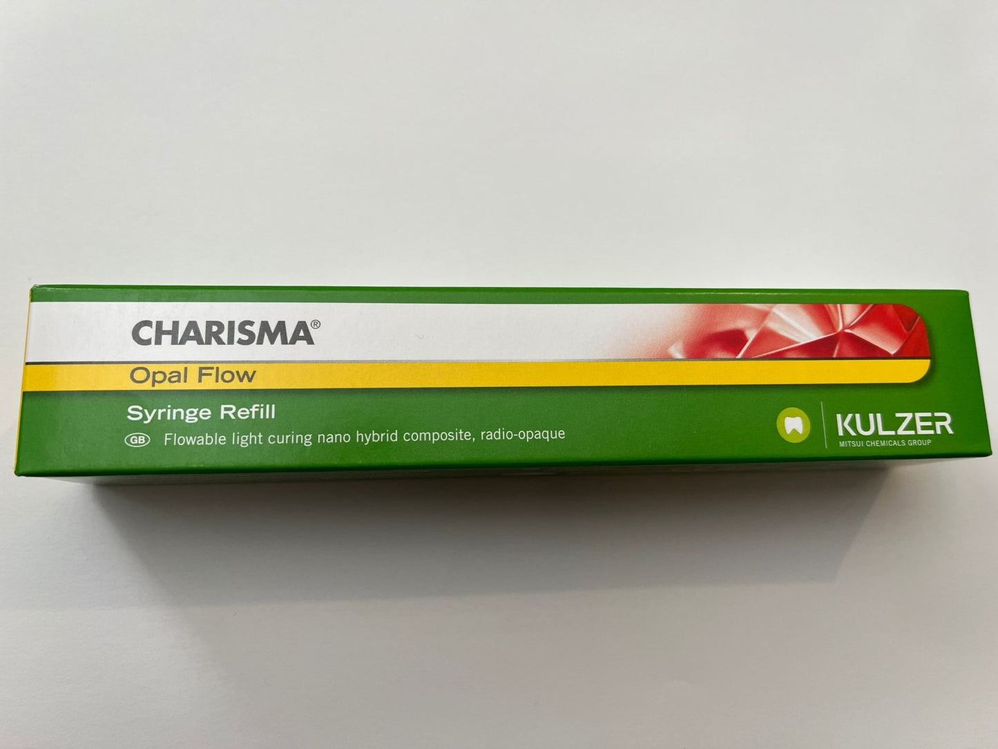 Jeringa resina charisma opal flow fluida 1.8 gramos color A2