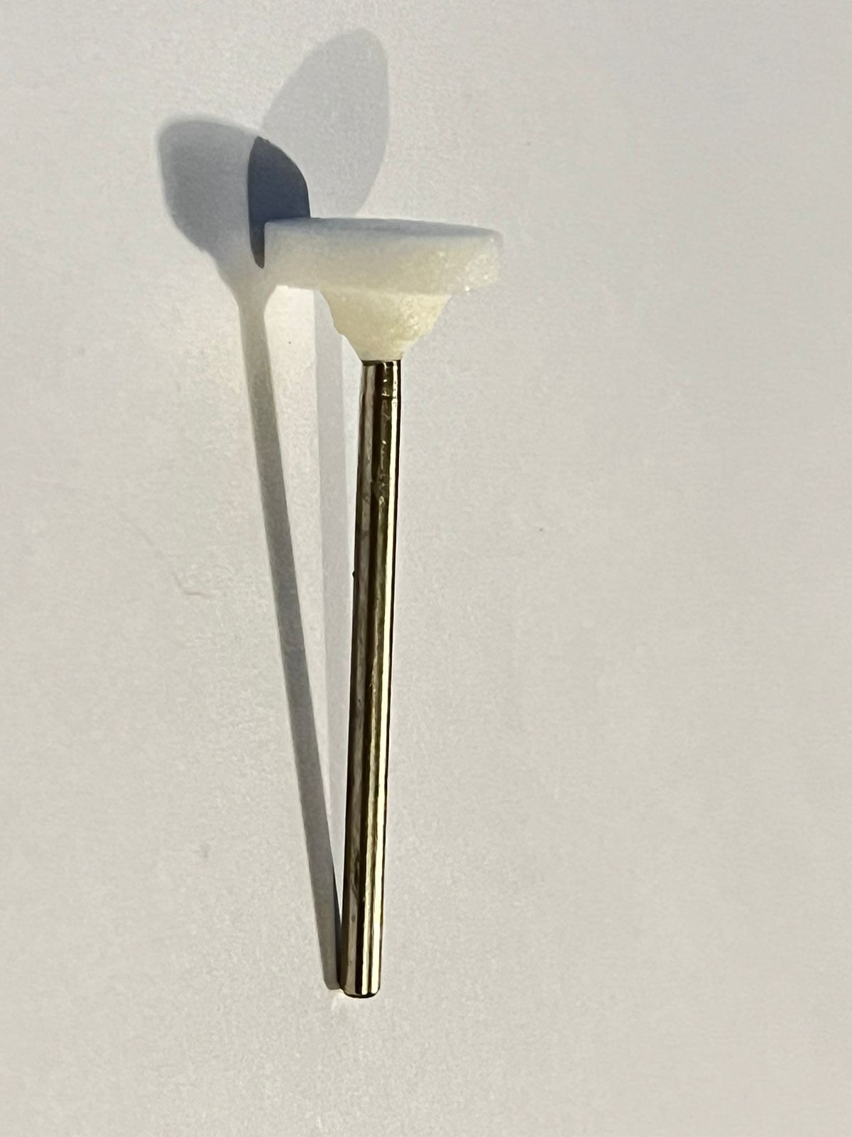 Piedra blanca montada modelo W11