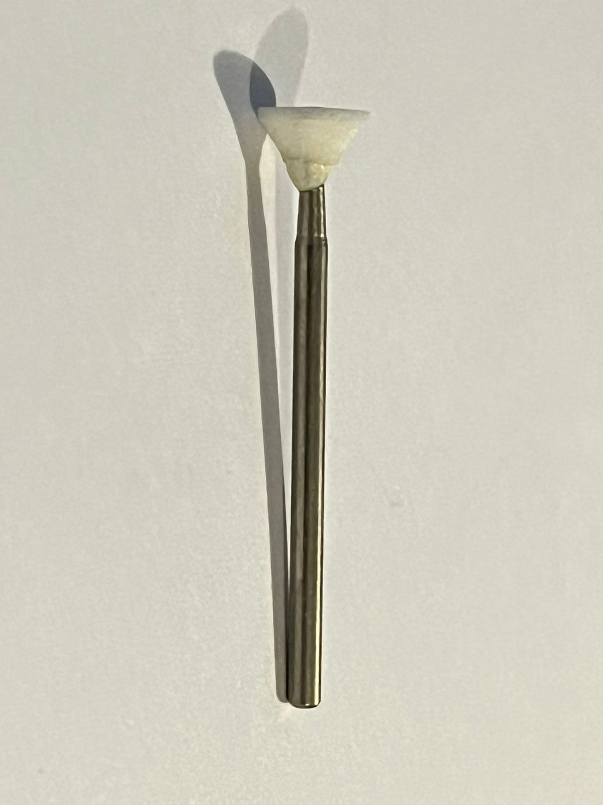 Piedra blanca montada modelo W42