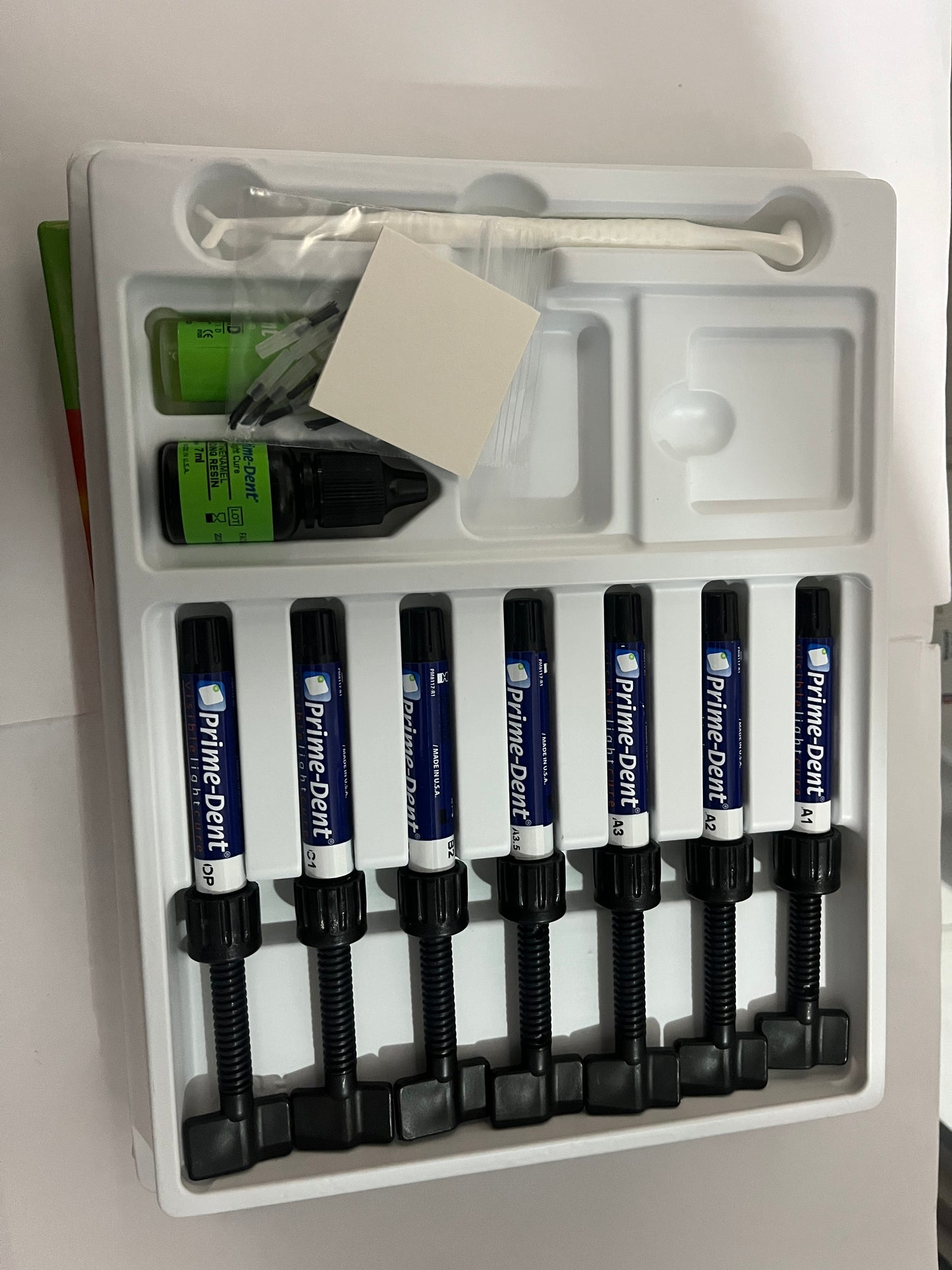 Kit Hibrida prime dent 7 Jeringas 4.5g resina