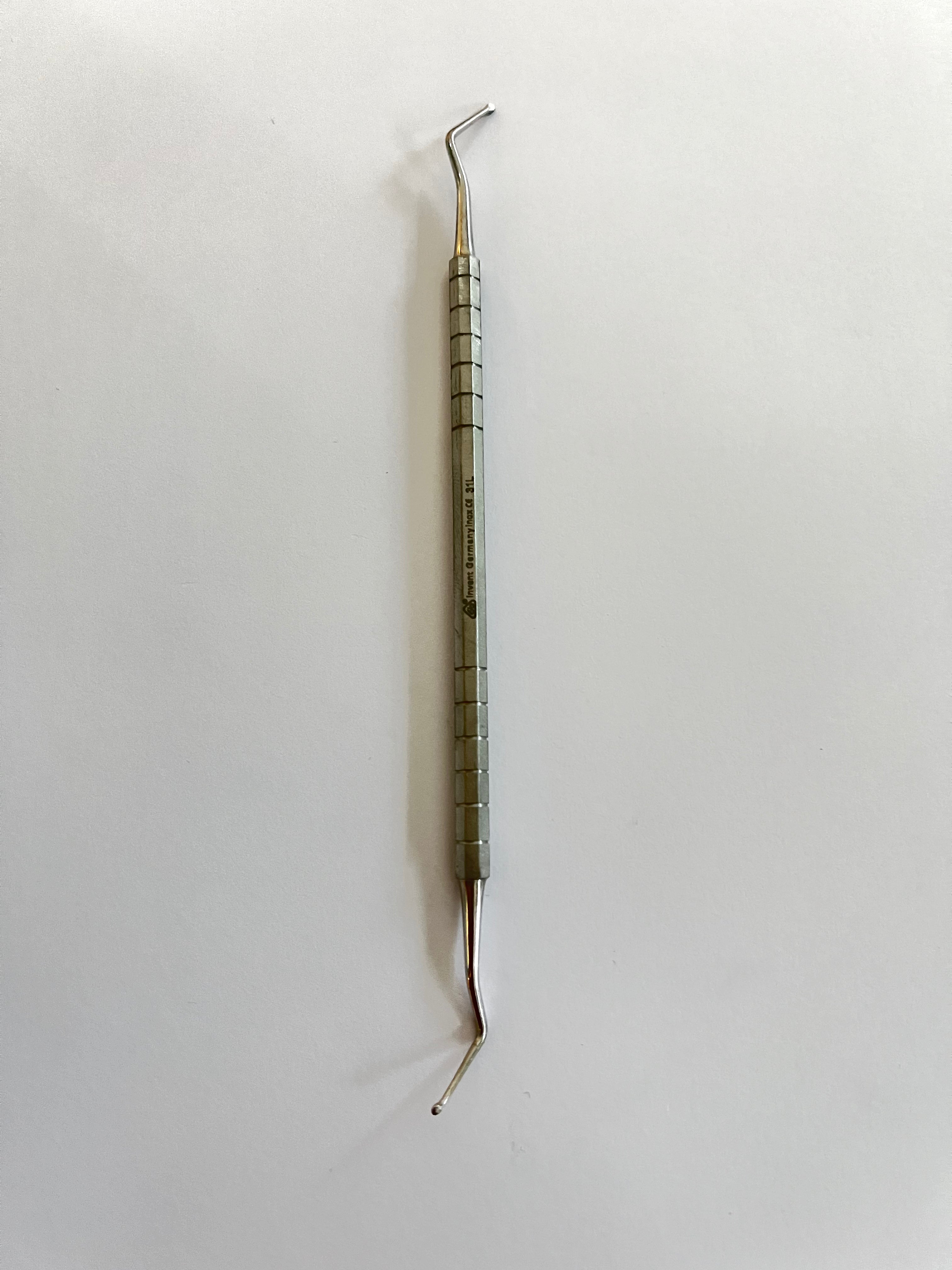 Cucharilla Endodóntica / Excavador 31L 6B 071-A