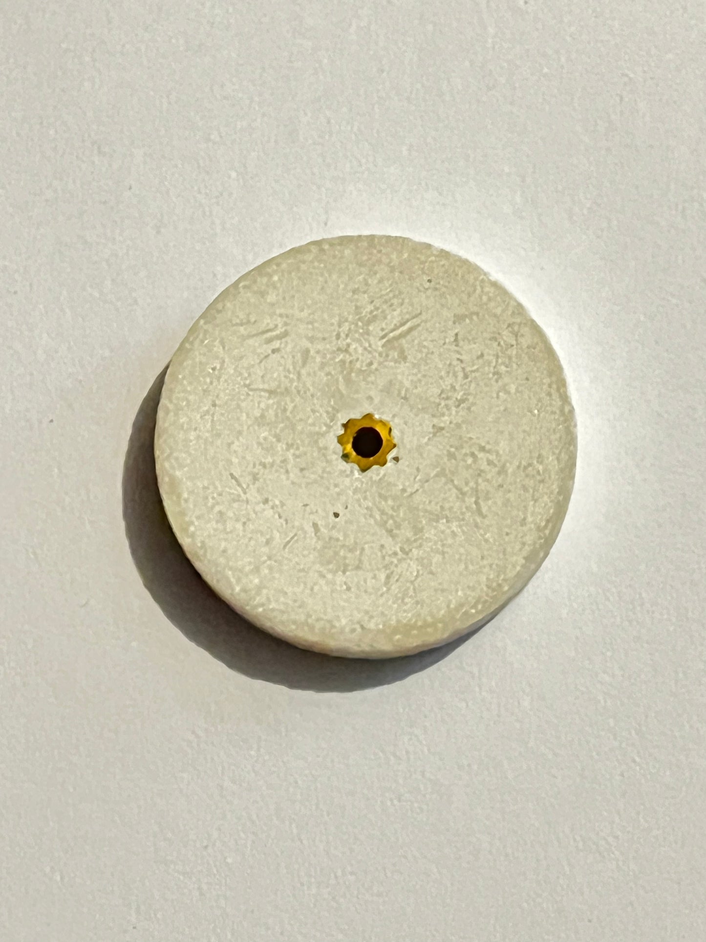 Piedra Mizzy blanca marca Rhino por pieza