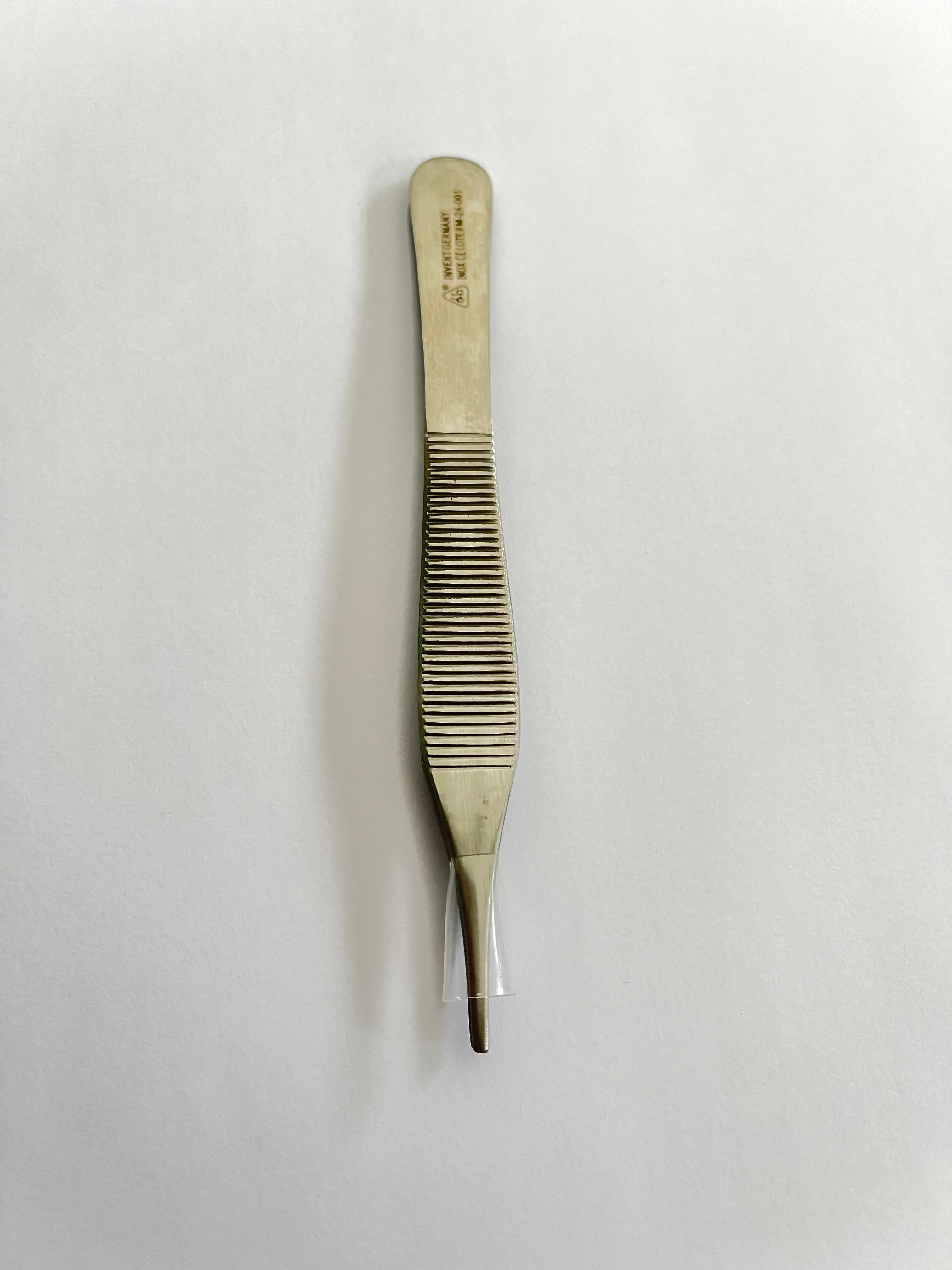 Pinza disección adson sin muescas (dientes) 12cm 6B 168