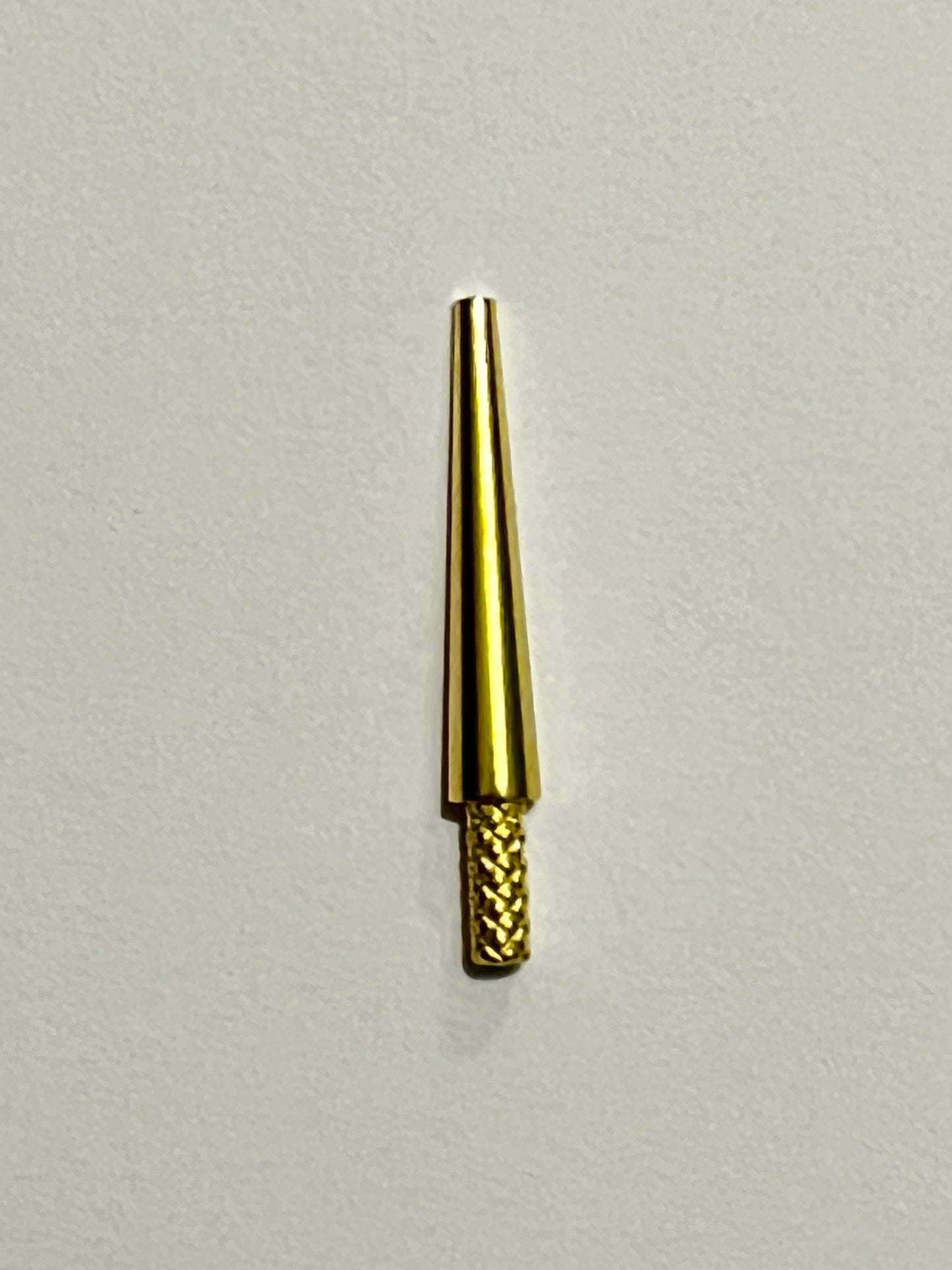 Caja dowel pins dorados 22mm con 1000 piezas