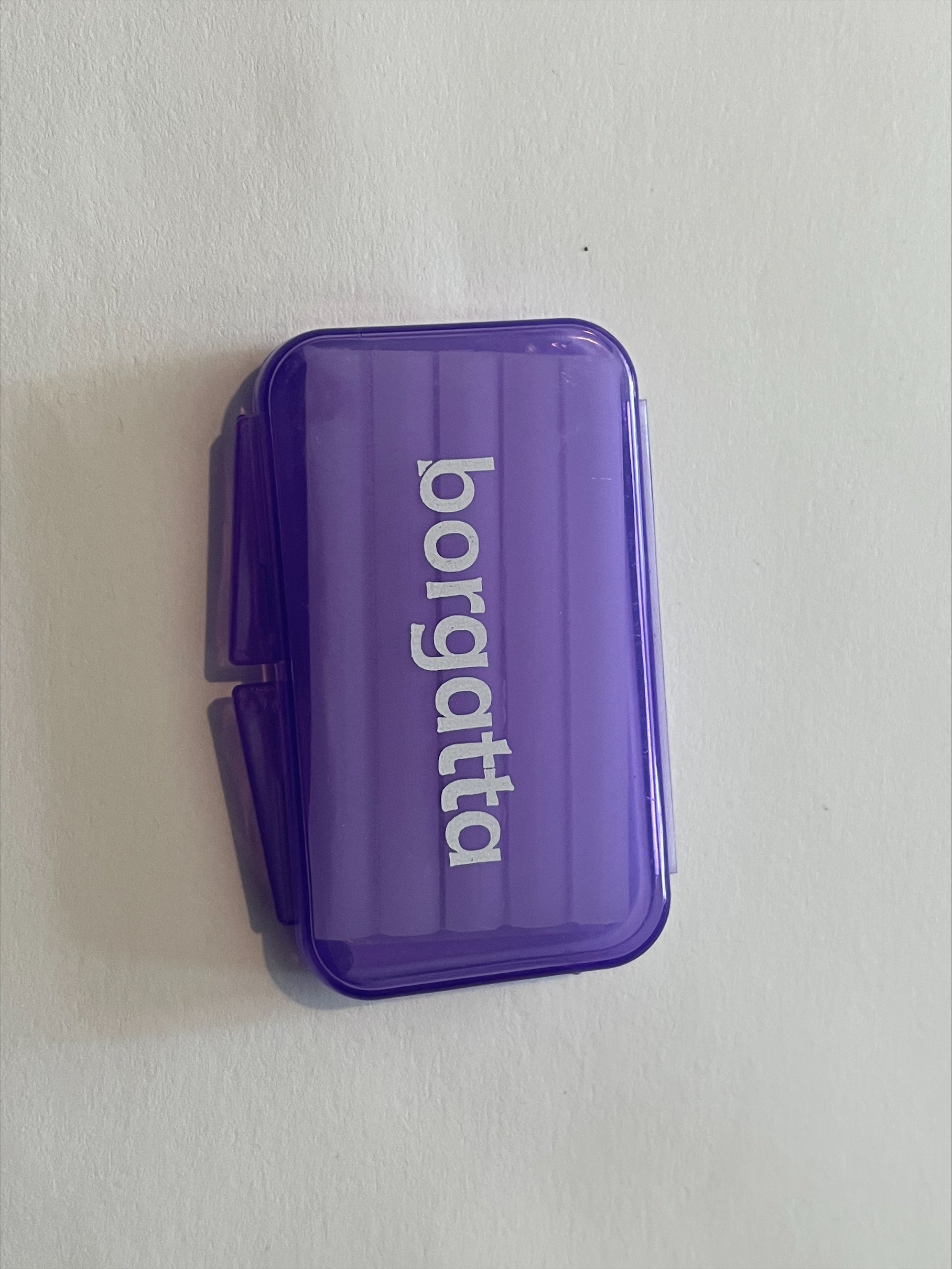 Cera de ortodoncia para brackets aroma uva color morado