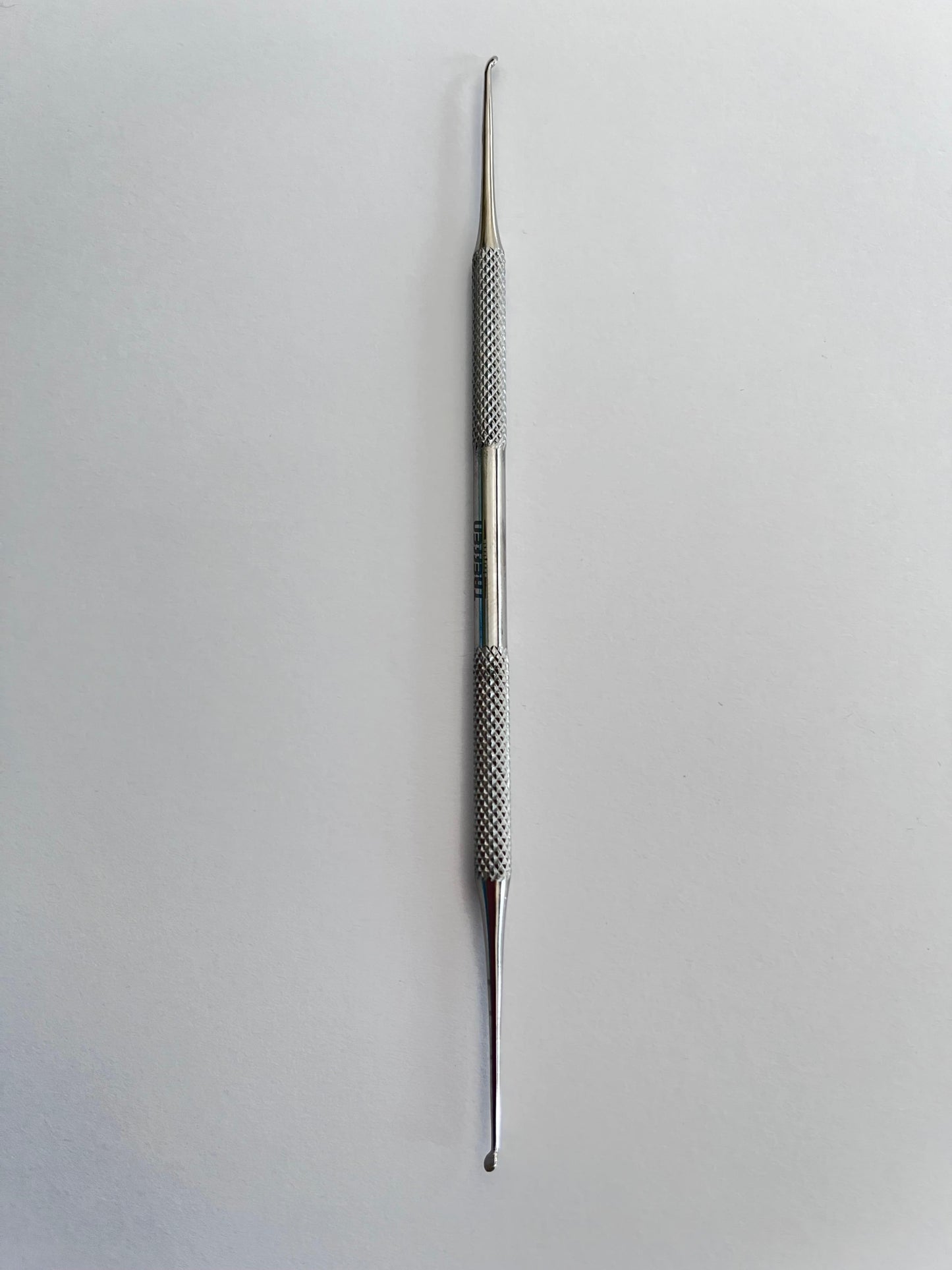 Instrumento para rellenar Cleoide discoide marca Treffen