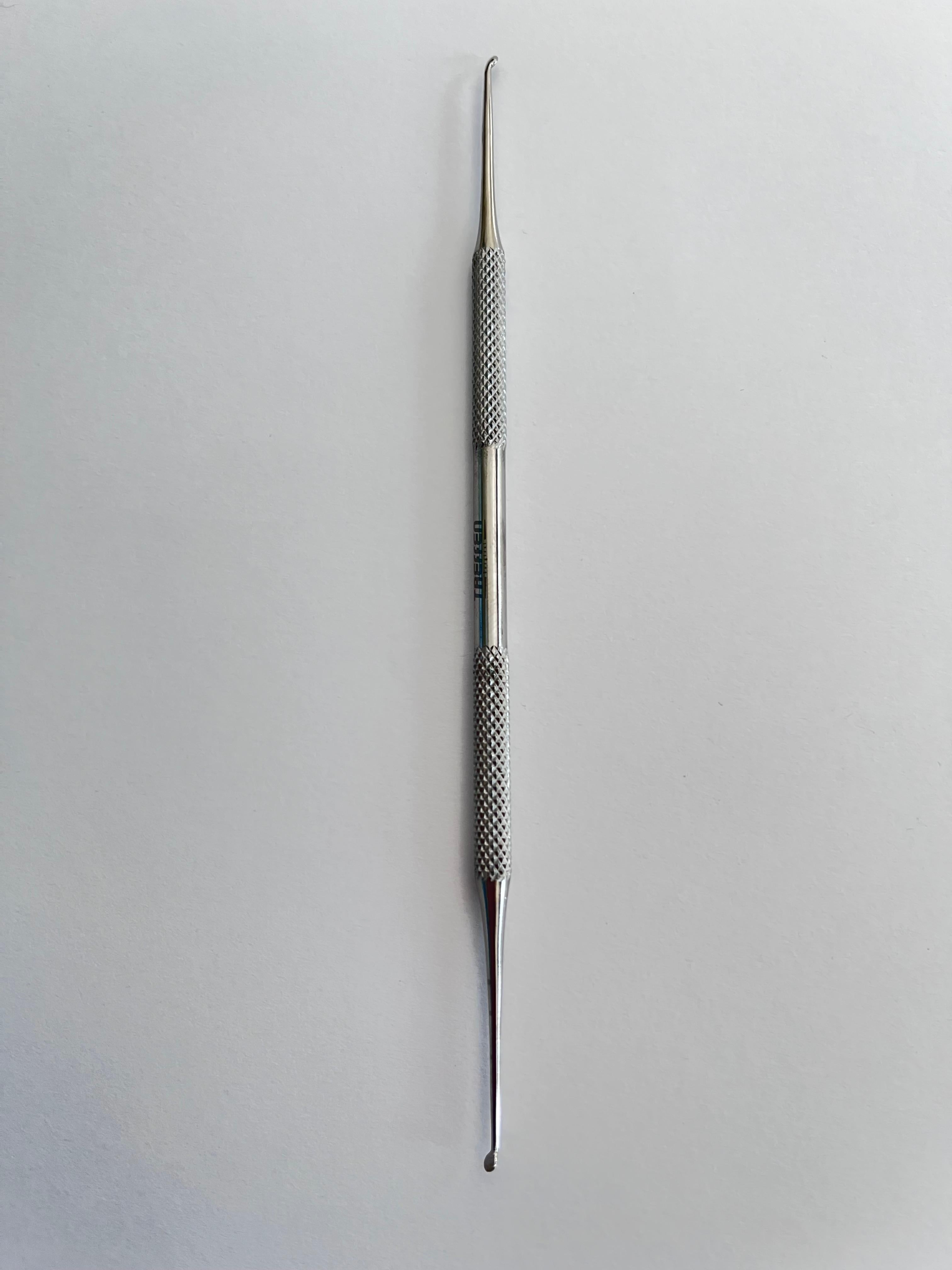 Instrumento para rellenar Cleoide discoide marca Treffen
