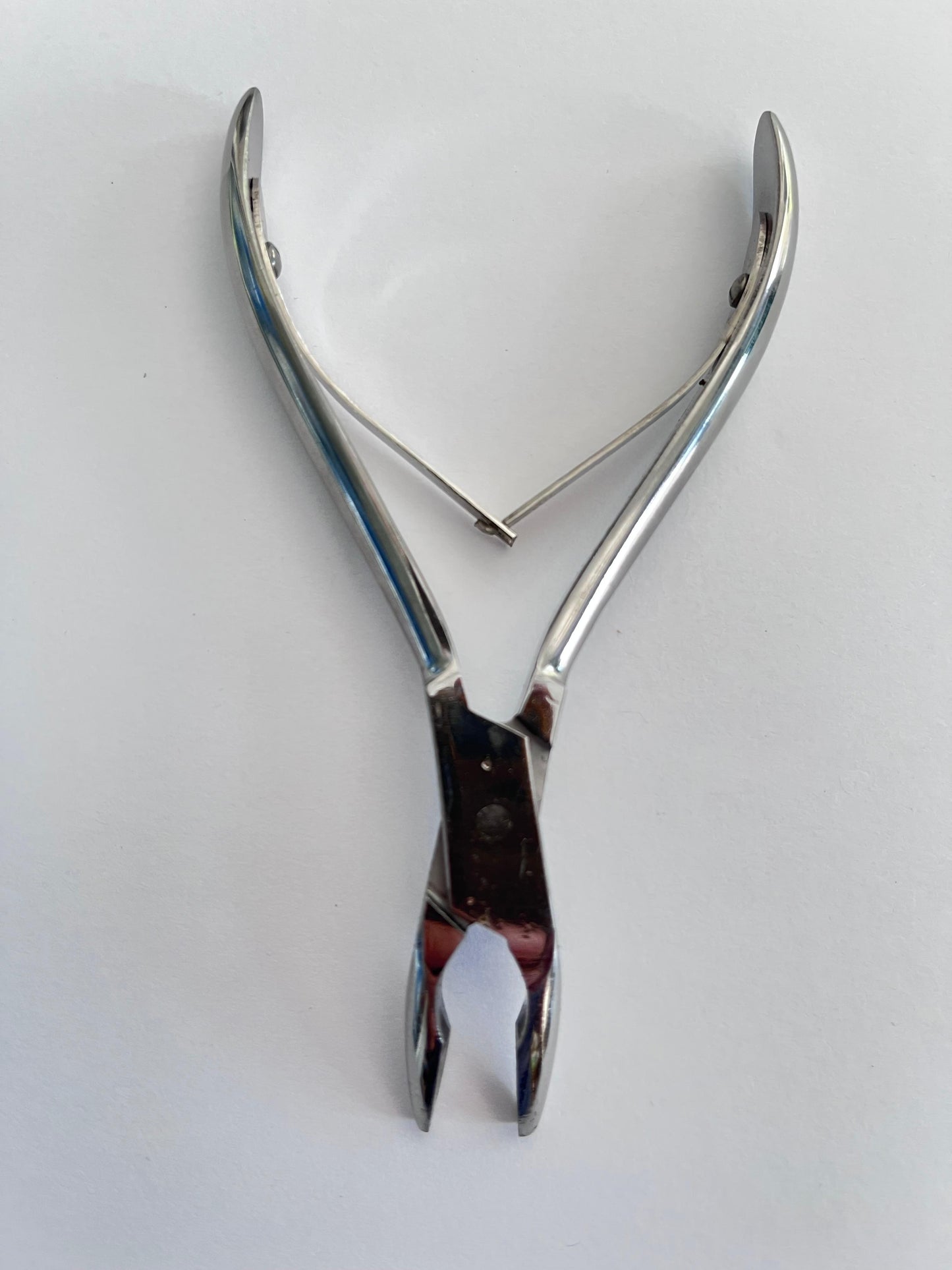 Pinza Gubia marca Treffen