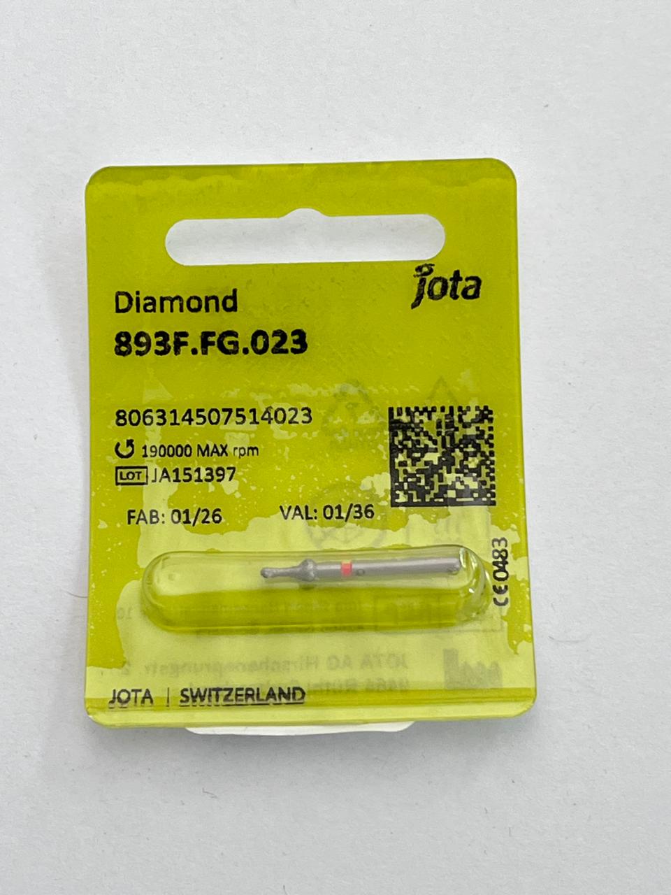 Fresa de diamante anatómica marca Jota 893F.FG023 forma cacahuate conocida como punta de gota grano fino -Cinta roja-