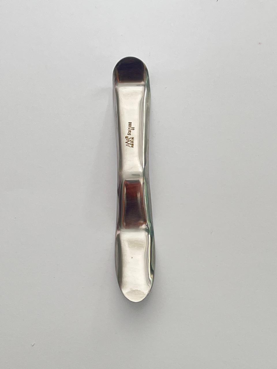Retractor de minesota arain