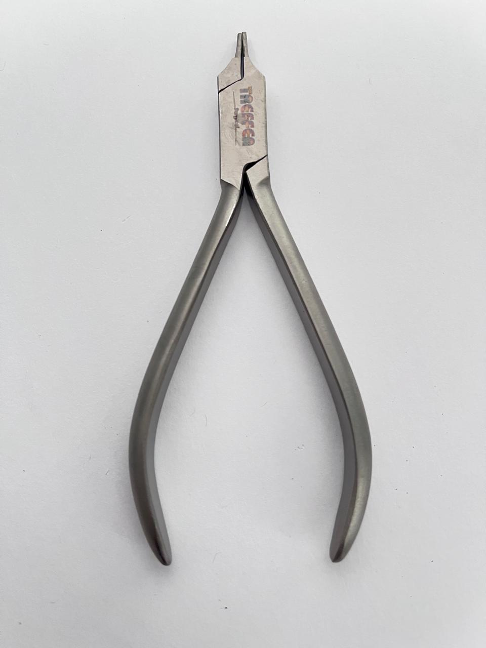 Pinza Nance marca Treffen