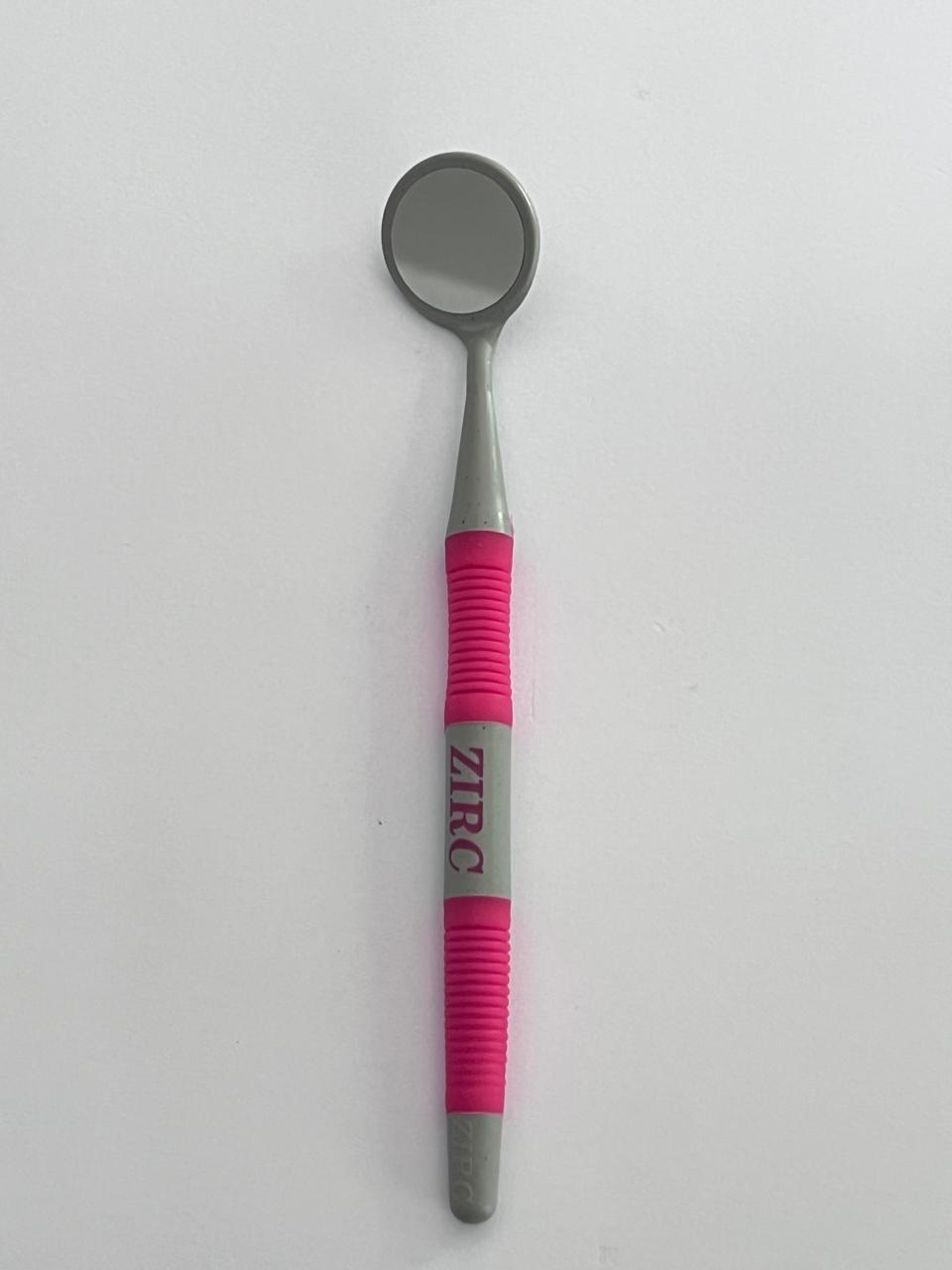 Espejo individual con agarre suave color rosa tamaño #5 marca Zirc 6524-VM