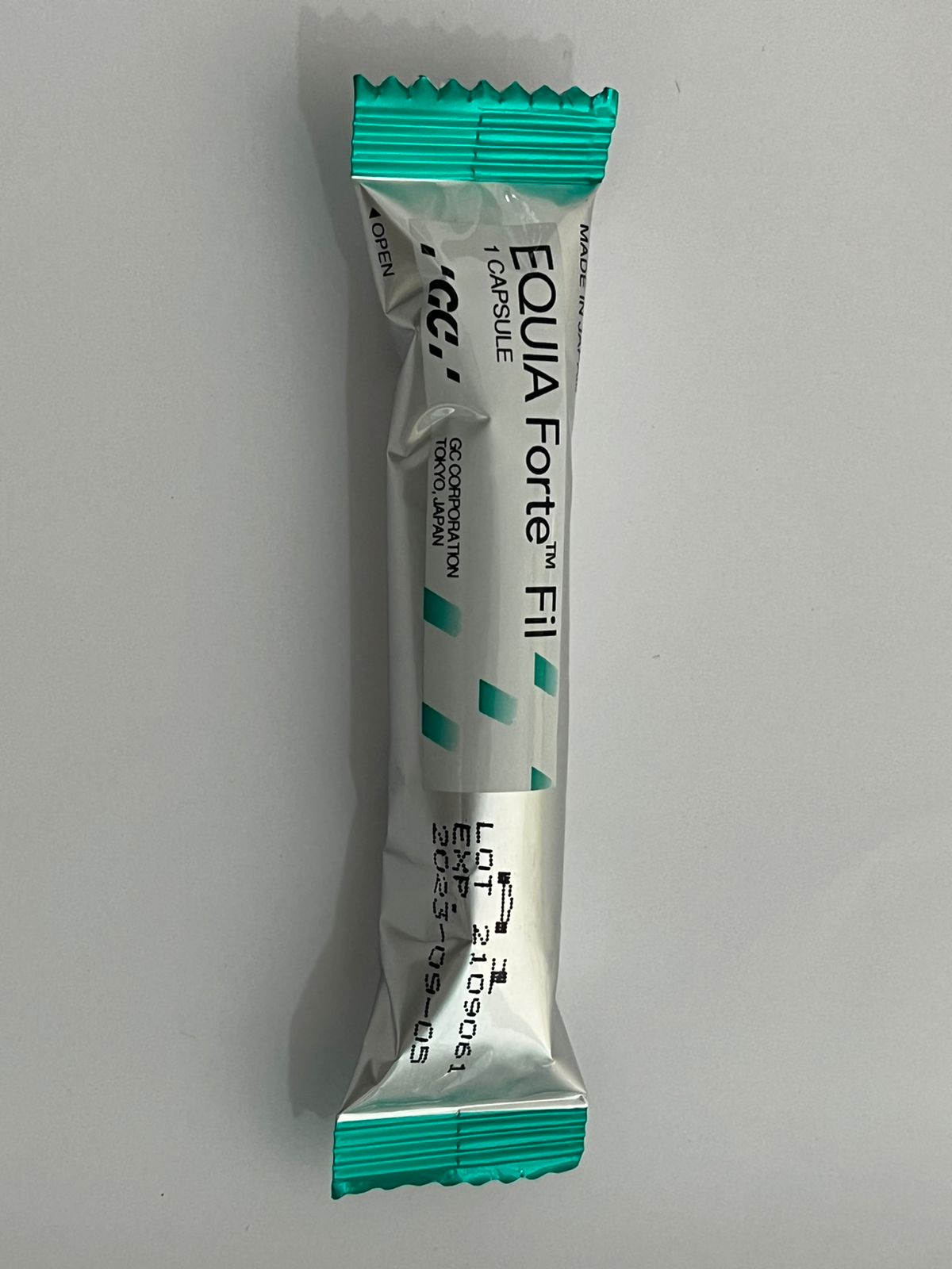 Capsula equia forte fil 0.40g polvo 0.10ml color A1
