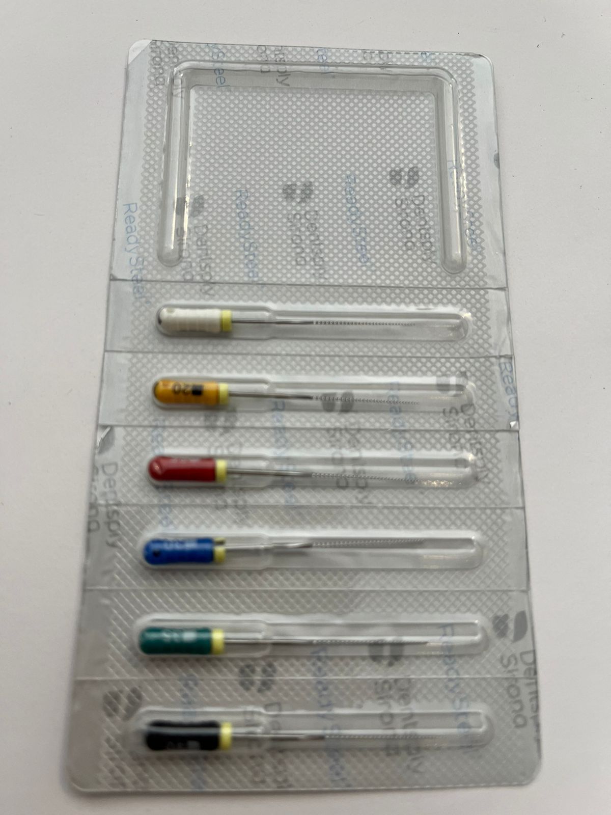 Blister de Limas dentsply Maillefer #15-40 primera serie 31mm K-file