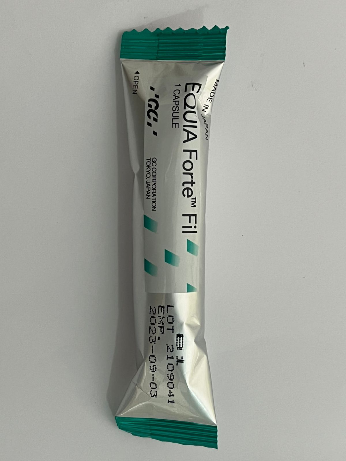Capsula equia forte fil 0.40g polvo 0.10ml color B1